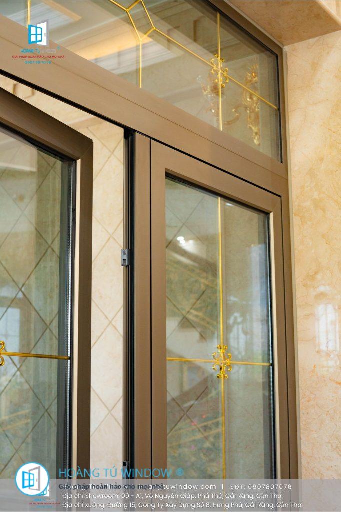 Giải Pháp Cách Âm – Cách Nhiệt Tuyệt Vời Với Kính Hộp Nan Hoa Đồng