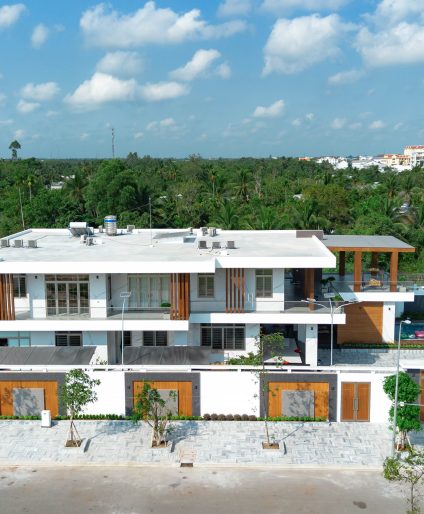 Hoàn Thiện Villa Hiện Đại